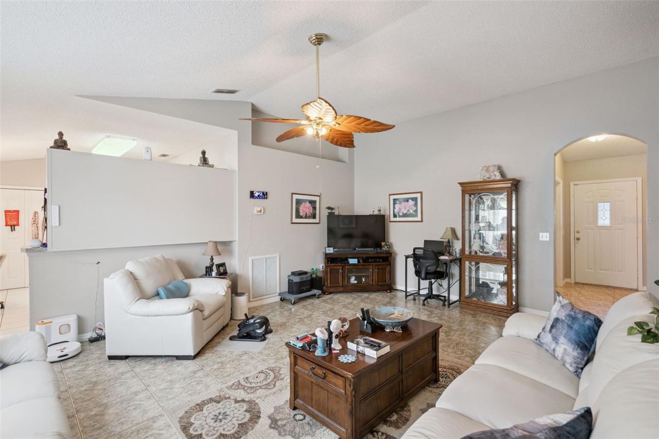 Photo 3 of 2563 Sheffield Dr, Deltona, FL 32738
