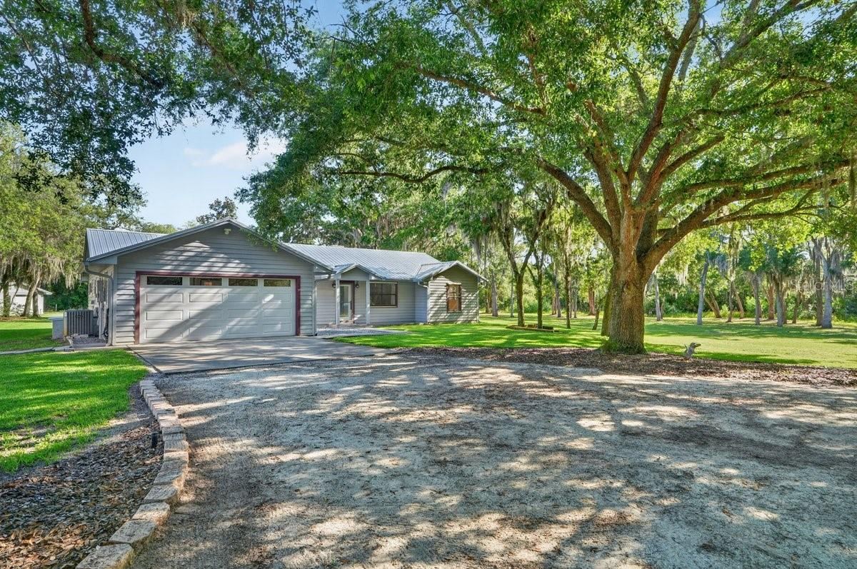 Photo 3 of 171 William St, Edgewater, FL 32141