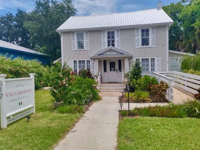 317 N Orange St, New Smyrna Beach