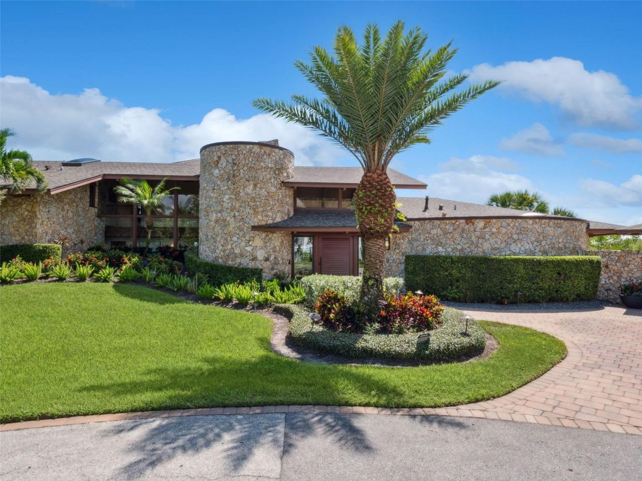 107 Donlon Dr, New Smyrna Beach
