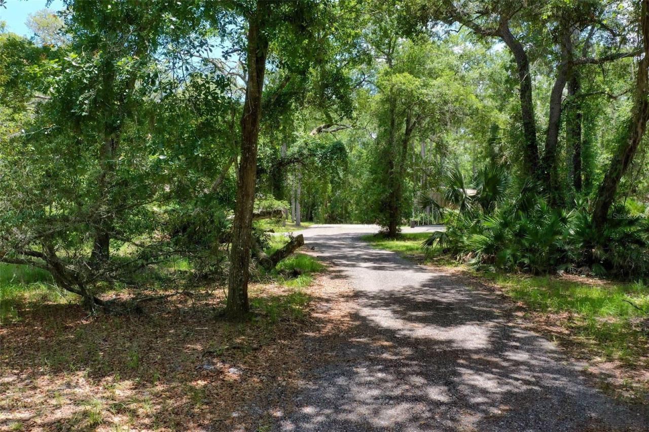 Photo 2 of 3296 N Old Dixie Hwy, Bunnell, FL 32110