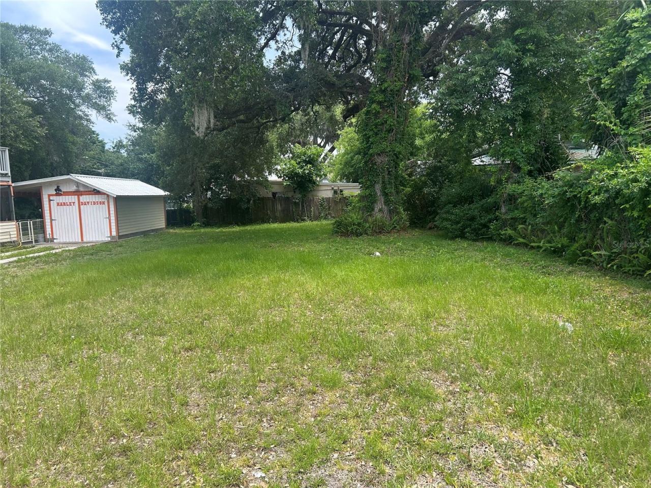 147 Kingston Ave, Daytona Beach, FL 32114