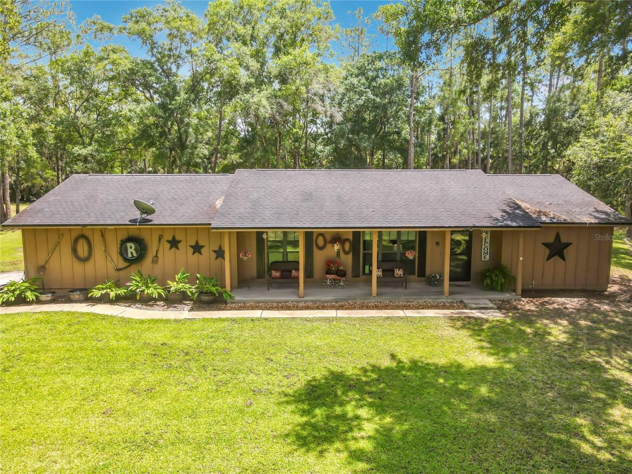 Photo 2 of 1395 Maytown Rd, Osteen, FL 32764