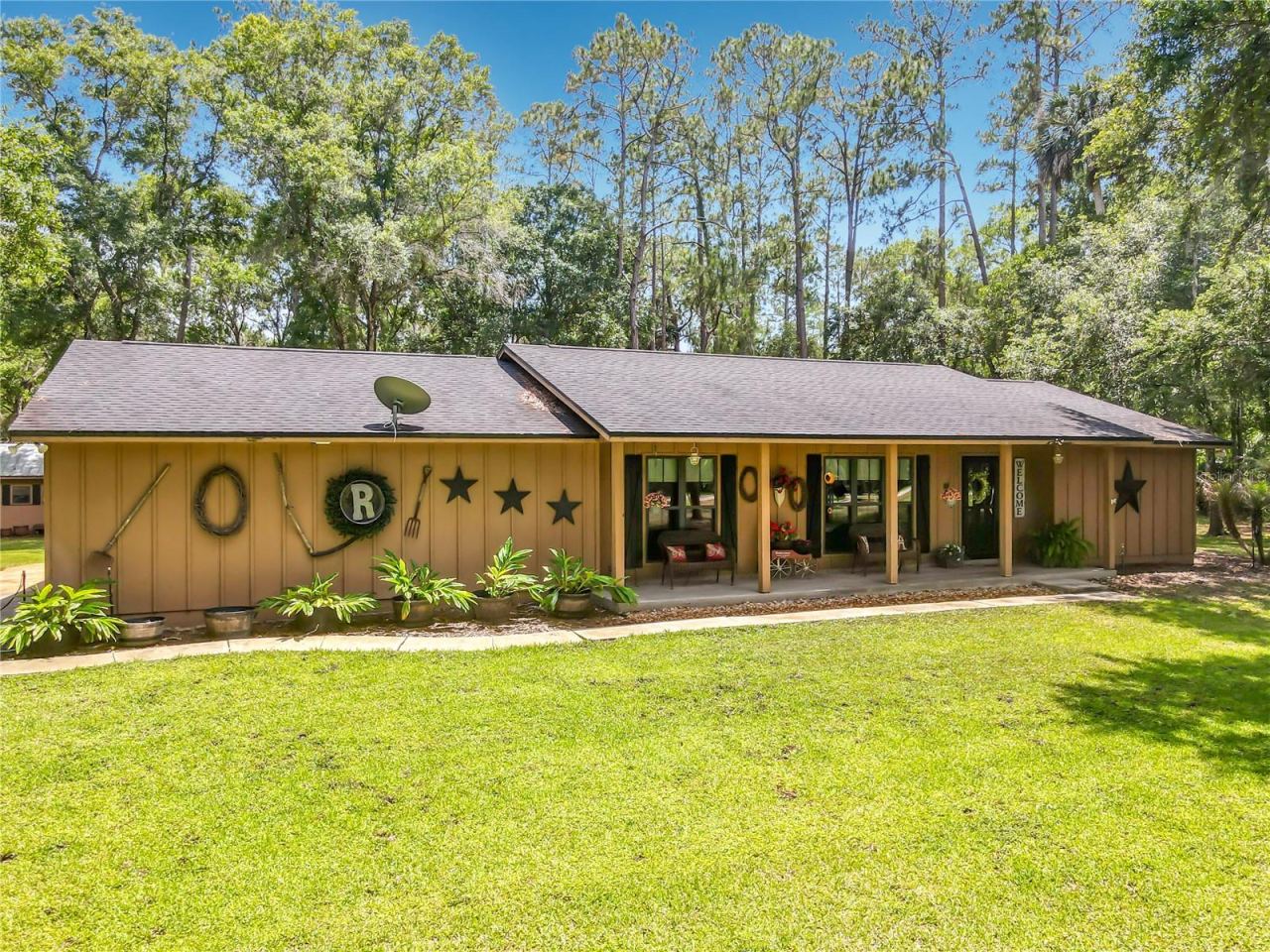Photo 3 of 1395 Maytown Rd, Osteen, FL 32764