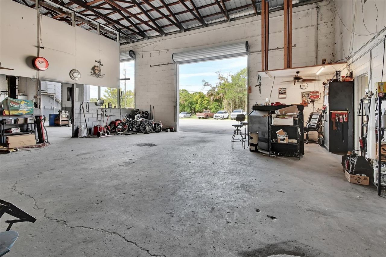 Photo 2 of 309 S Florida Ave, Deland, FL 32720