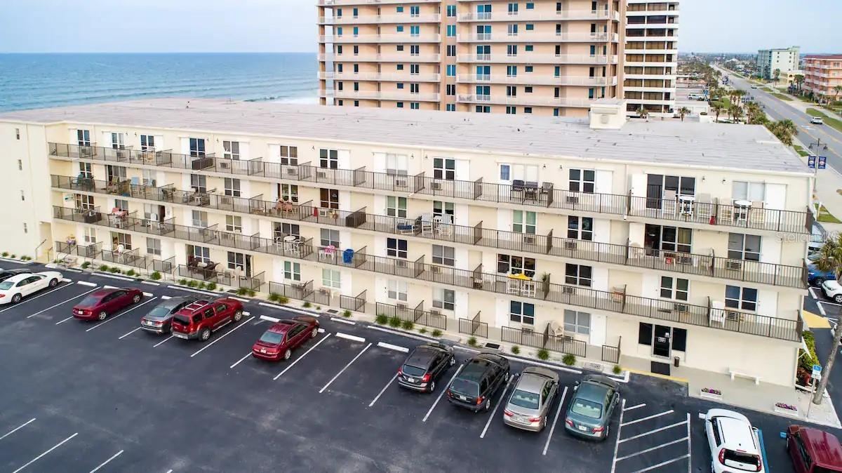 Photo 3 of 3727 S Atlantic Ave #1120, Daytona Beach, FL 32118