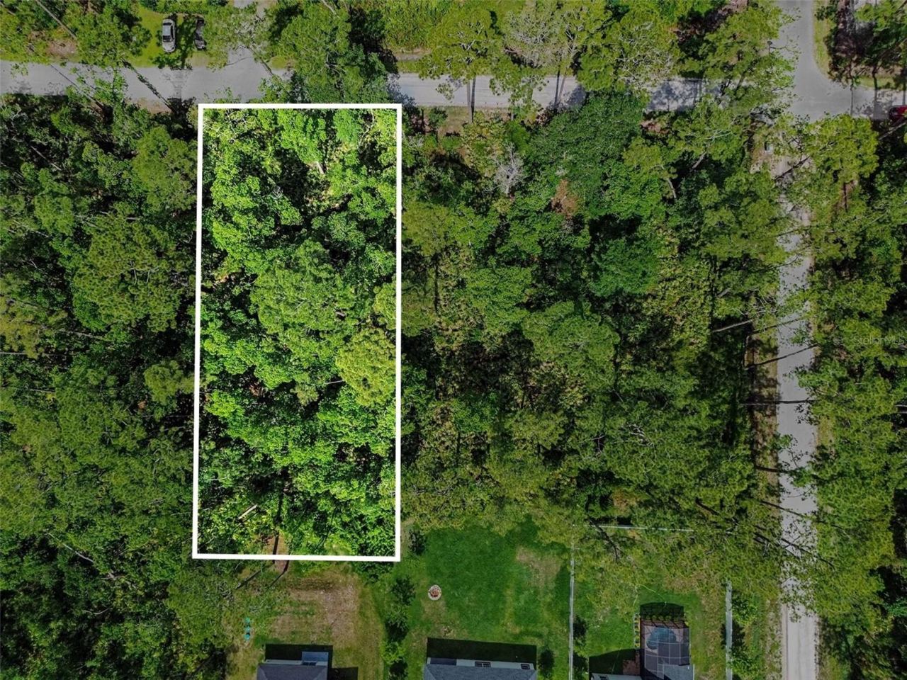 Photo 2 of 1465 East Pkwy, Deland, FL 32724