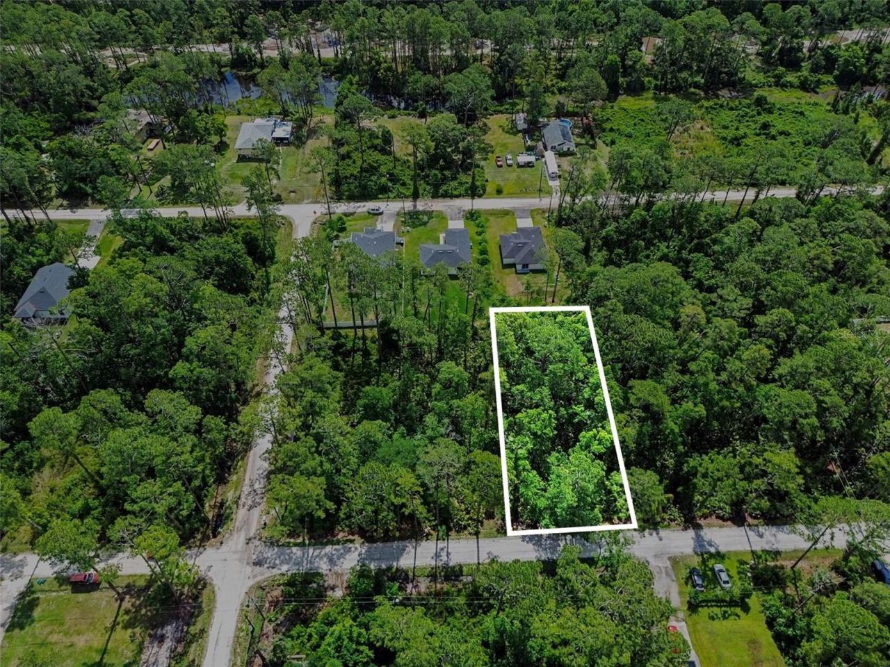 Photo 3 of 1465 East Pkwy, Deland, FL 32724