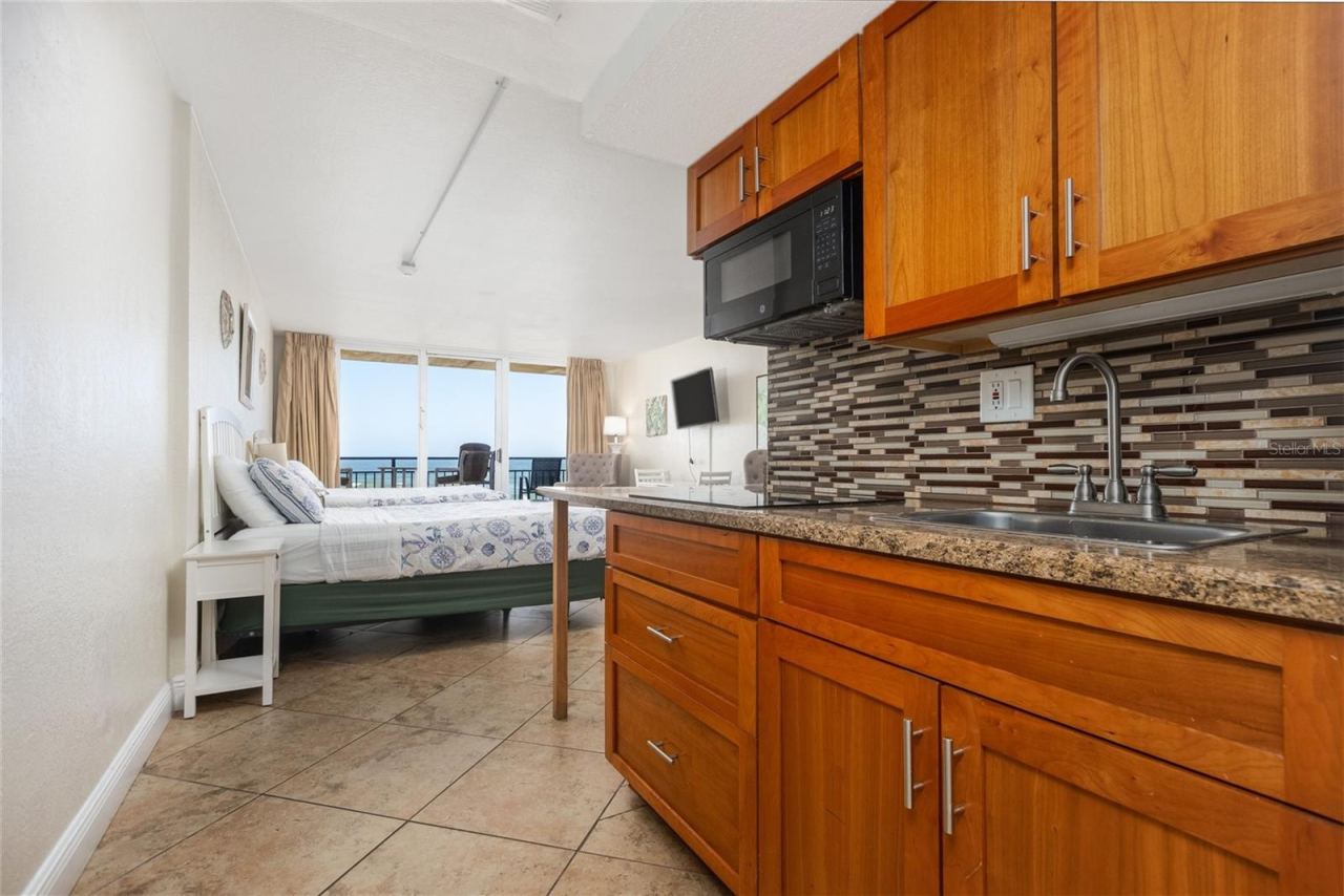 Photo 3 of 2301 S Atlantic Ave #403, Daytona Beach, FL 32118