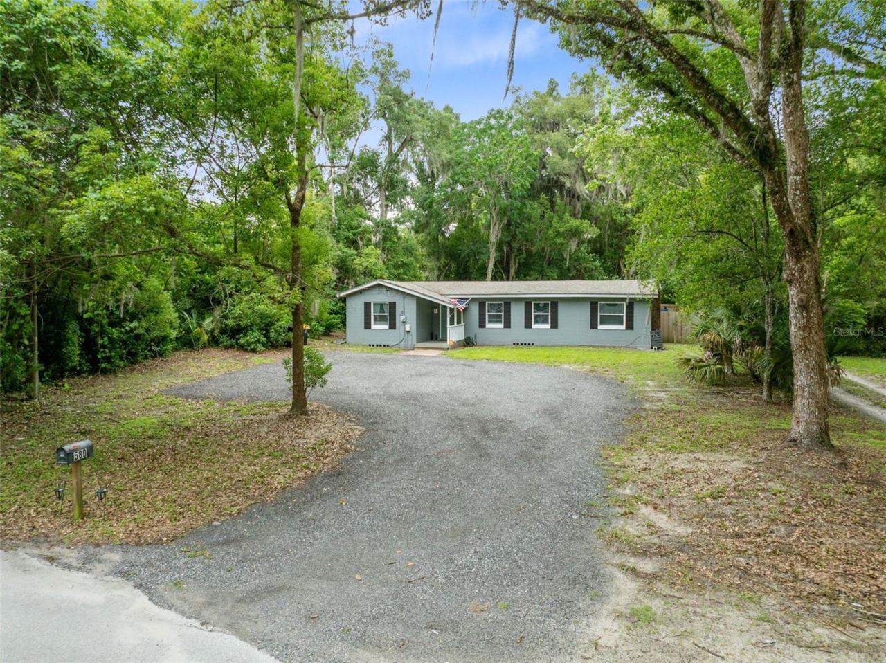 Photo 2 of 580 Lakeview Ave, Orange City, FL 32763