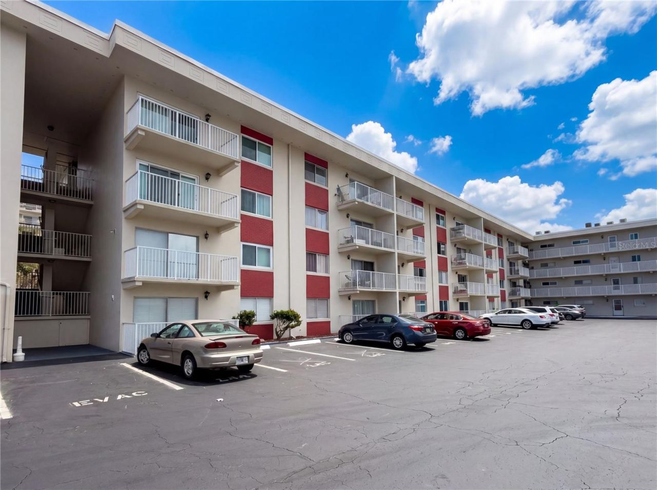 Photo 2 of 2711 N Halifax Ave #371, Daytona Beach, FL 32118