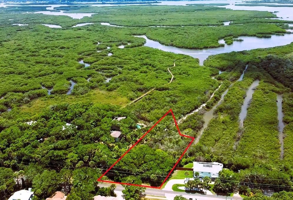 Photo 3 of 4168 Saxon Dr, New Smyrna Beach, FL 32169