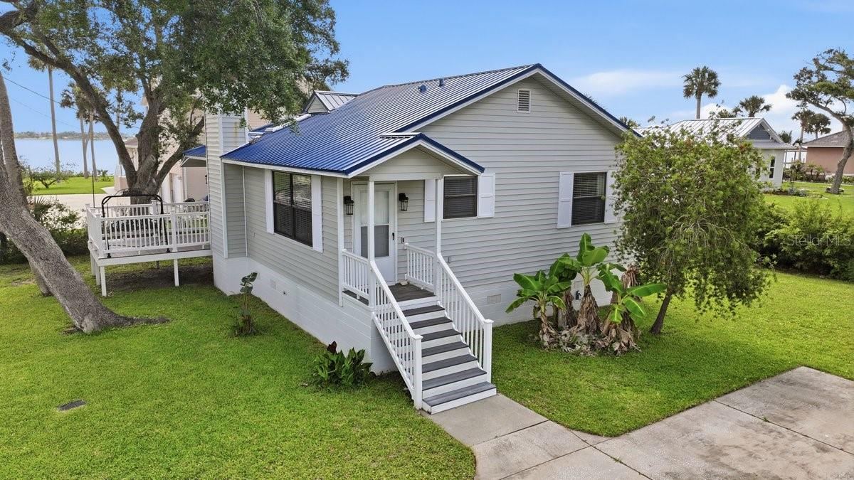 Photo 3 of 105 Mcdonald St, South Daytona, FL 32119