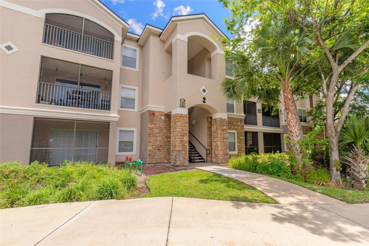 940 Village Trl #2-208, Port Orange, FL 32127