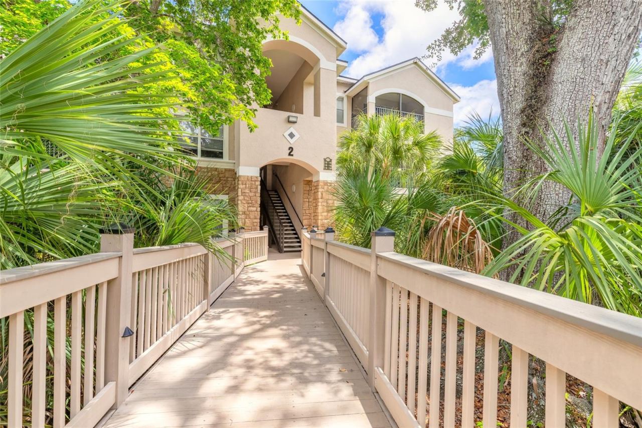 Photo 2 of 940 Village Trl #2-208, Port Orange, FL 32127