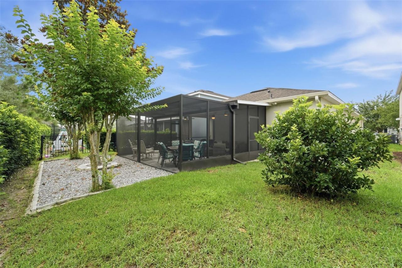 Photo 3 of 1395 Riley Cir, Deland, FL 32724