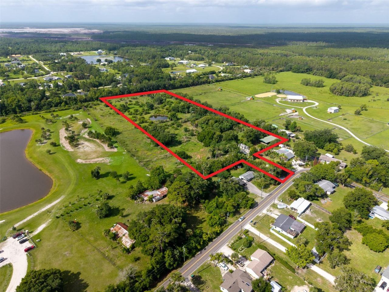 Photo 2 of 1405 S Glencoe Rd, New Smyrna Beach, FL 32168