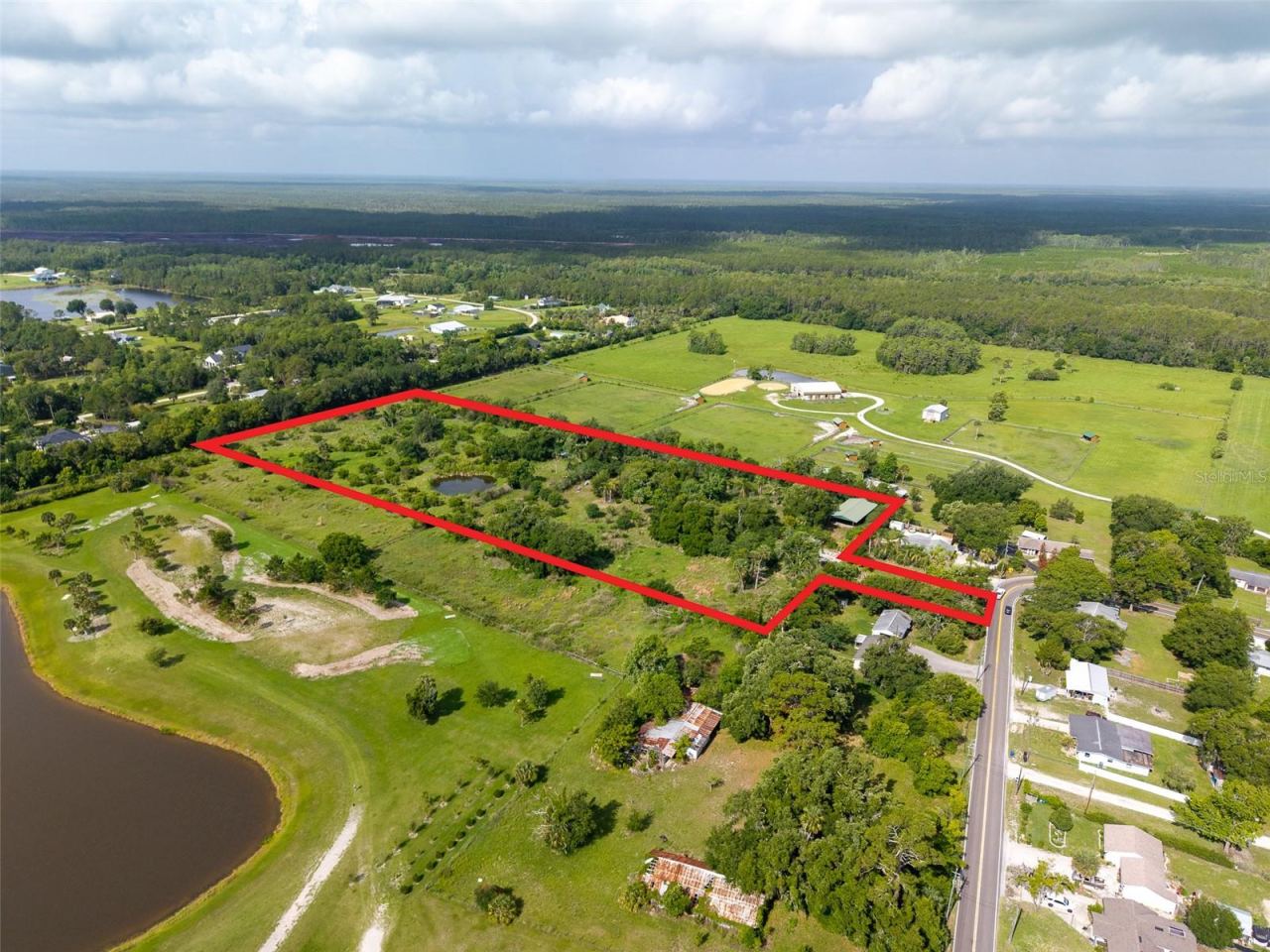 Photo 3 of 1405 S Glencoe Rd, New Smyrna Beach, FL 32168