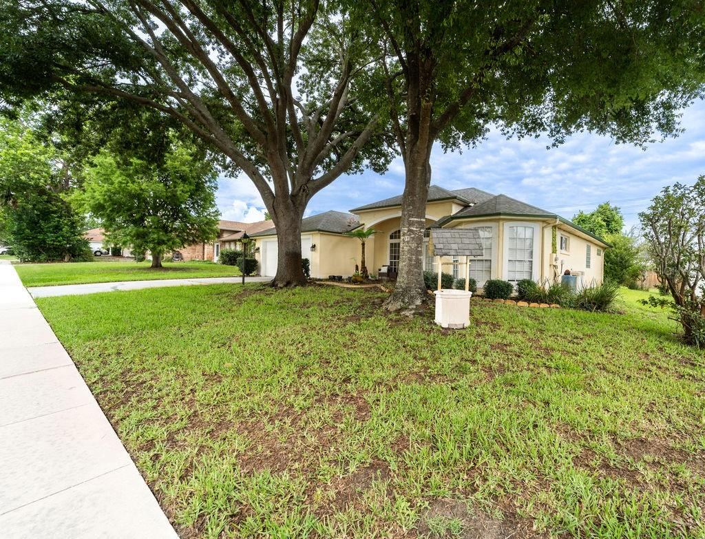 Photo 2 of 107 Needlewood Loop, Debary, FL 32713