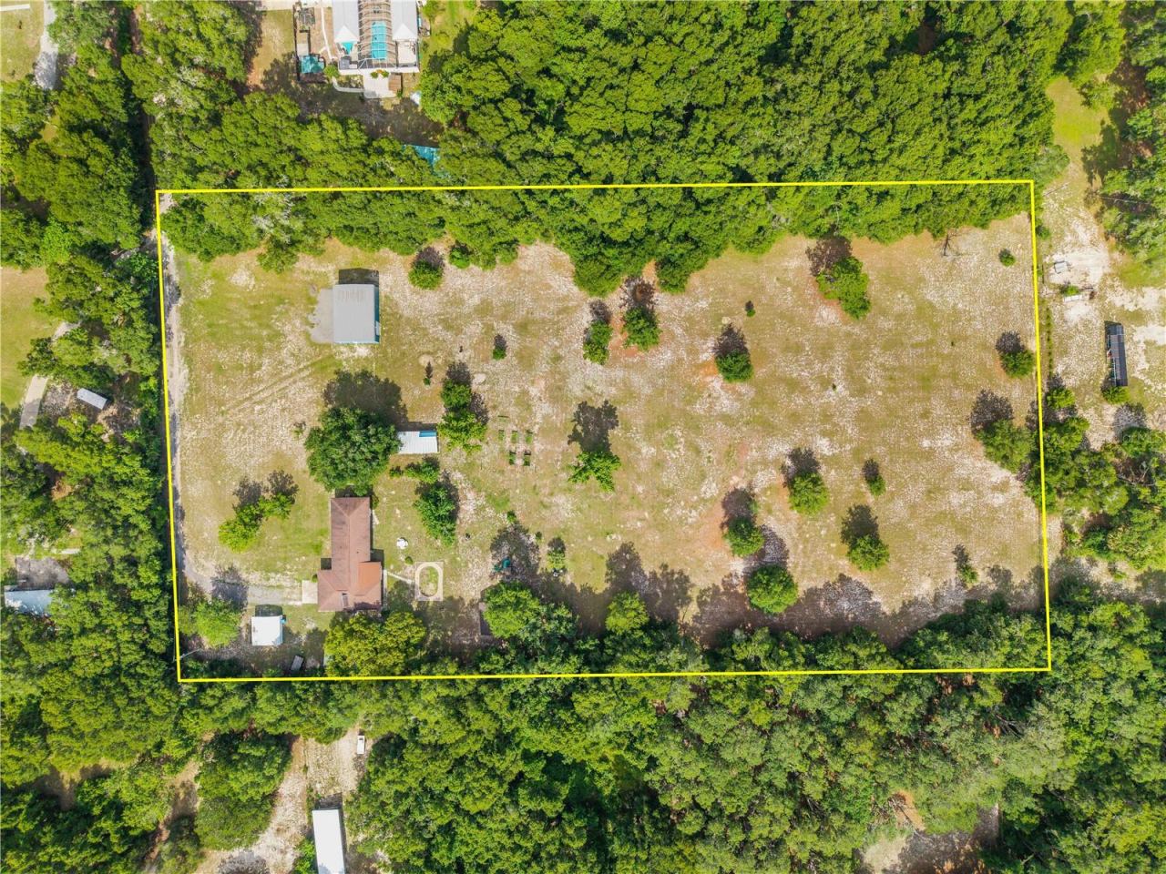 Photo 3 of 1167 Ohio St, De Leon Springs, FL 32130