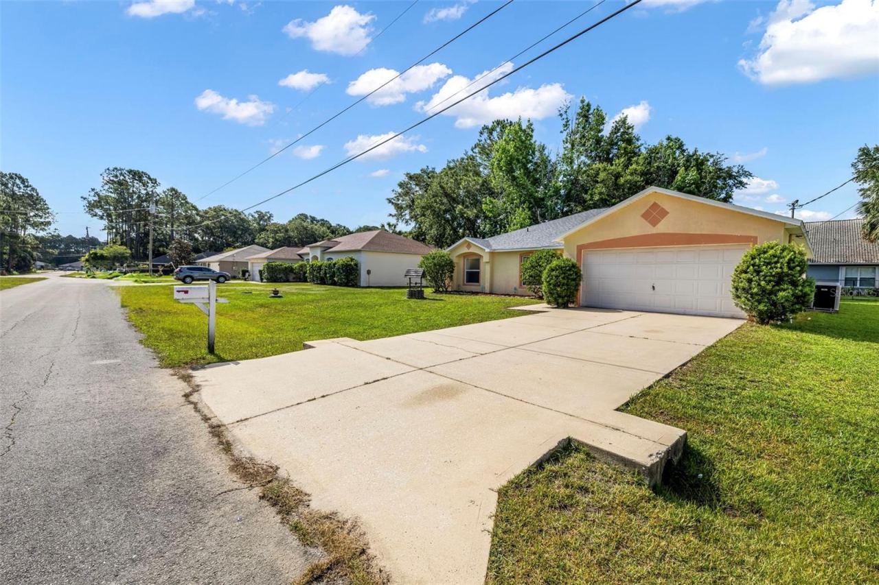 Photo 4 of 16 Slumber Path, Palm Coast, FL 32164