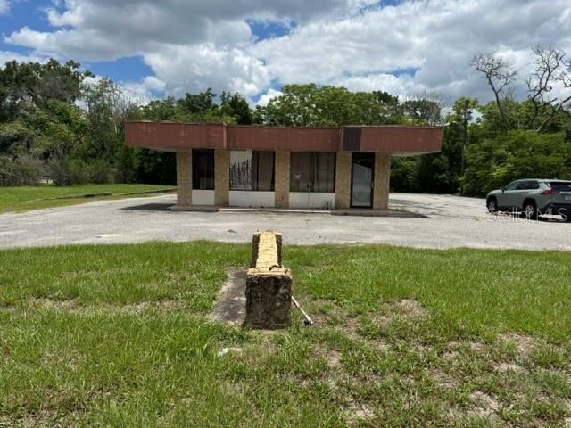 887 Deltona Blvd, Deltona, FL 32725