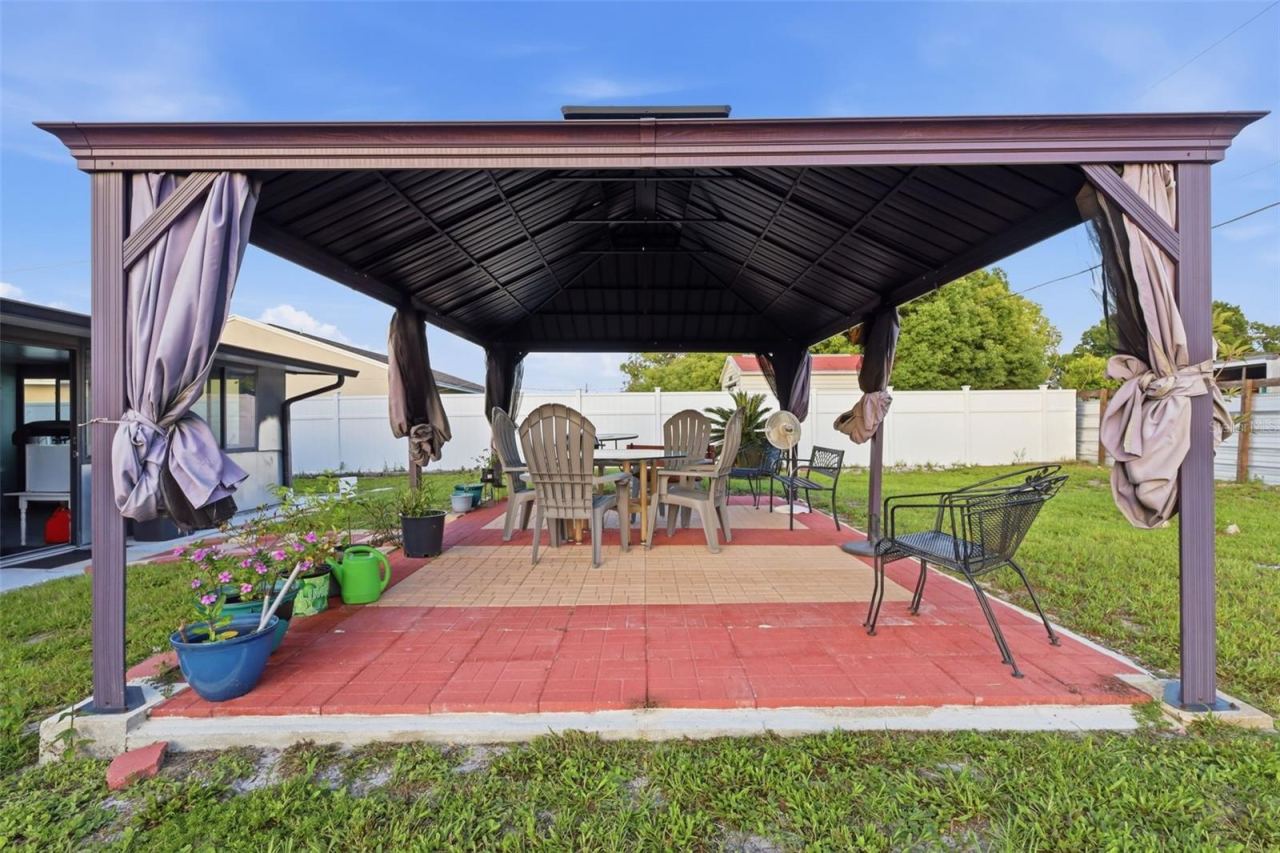 Photo 2 of 2287 Belen Dr, Deltona, FL 32738