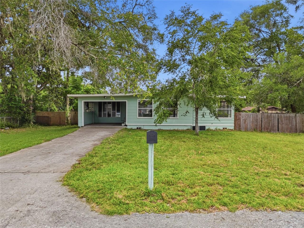 1881 Cottonwood St, Orange City, FL 32763