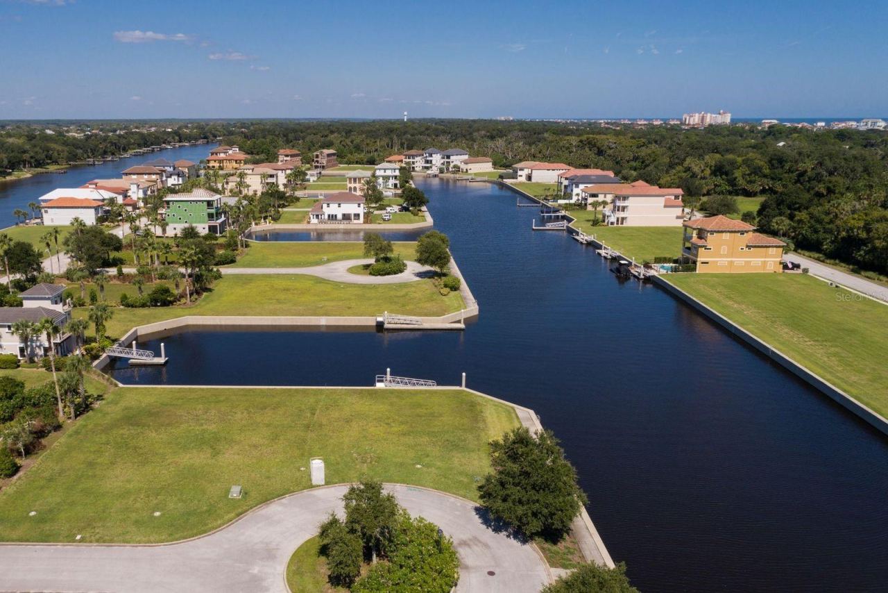 10 Cutter Ct, Palm Coast, FL 32137