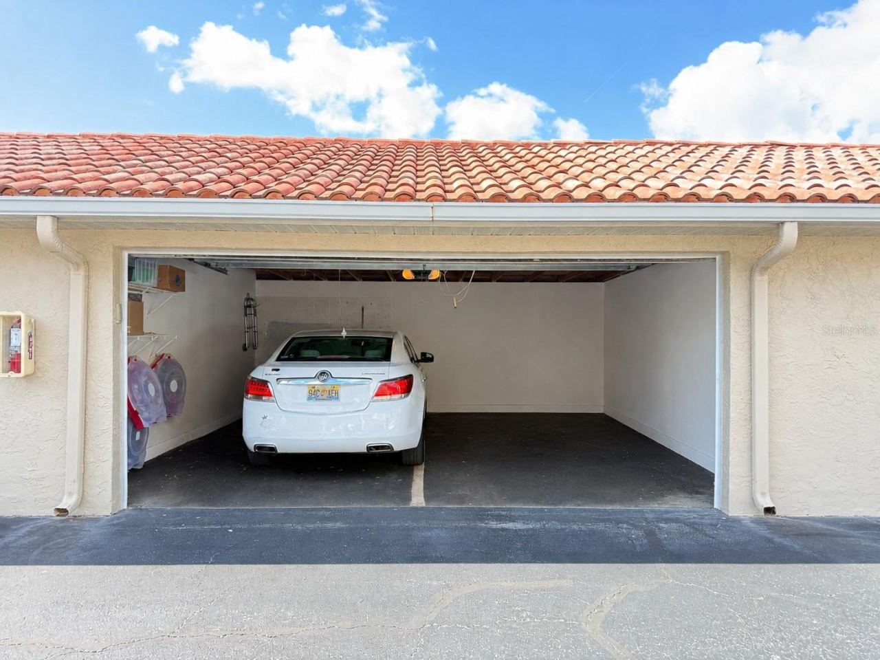 Photo 2 of 407 Bouchelle Dr #303, New Smyrna Beach, FL 32169