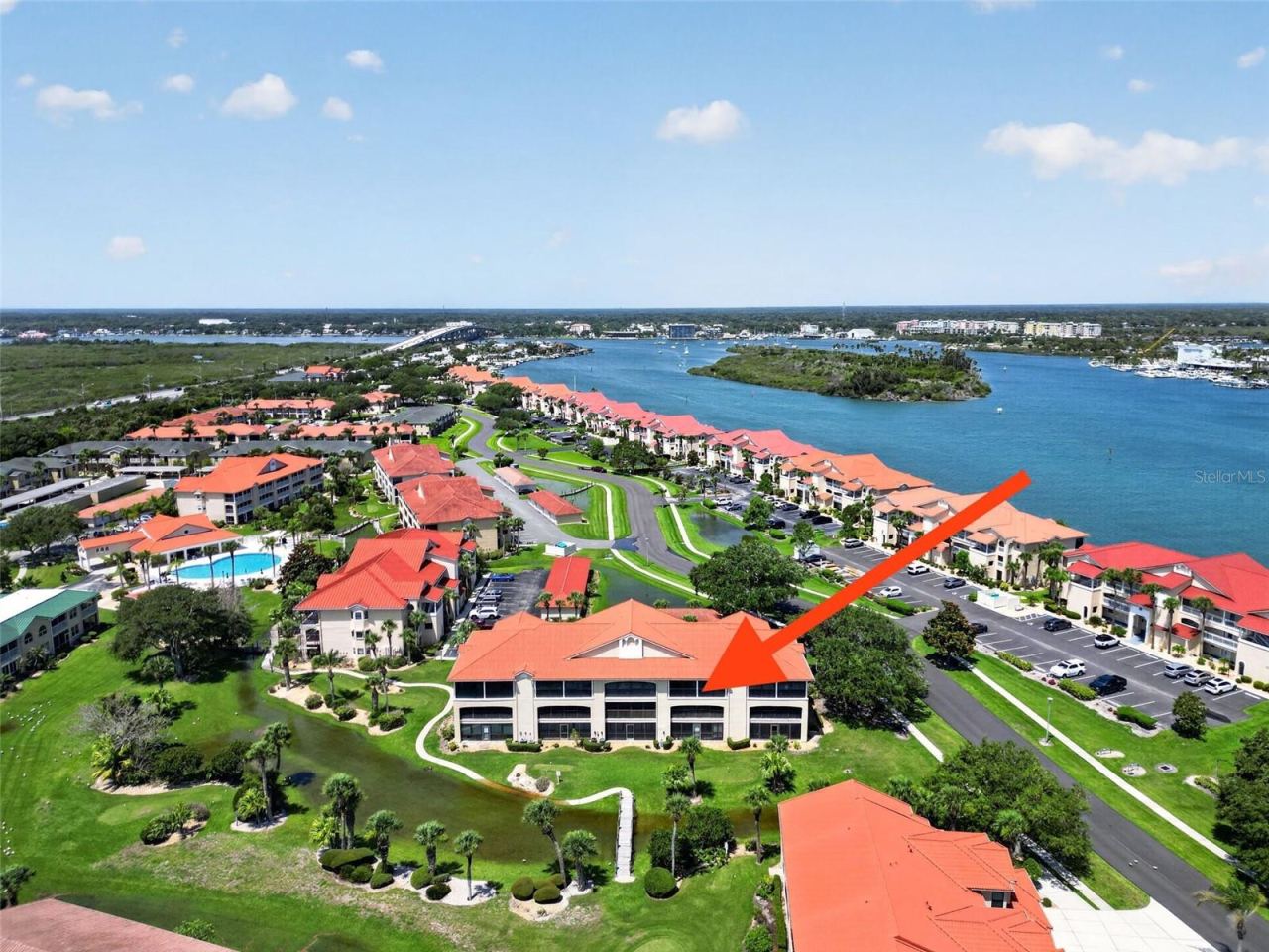 443 Bouchelle Dr #302, New Smyrna Beach