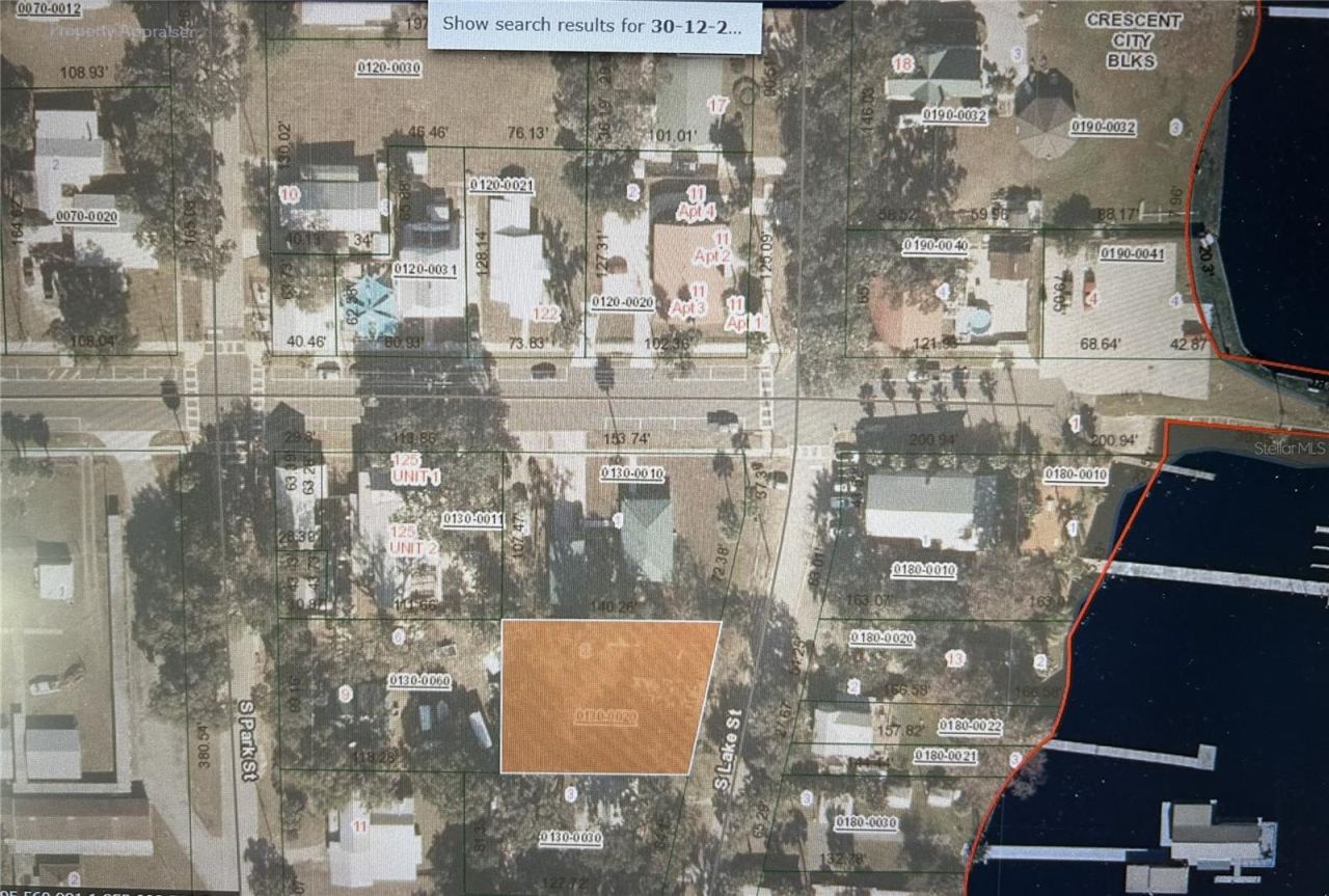 Photo 2 of 14 S Lake St, Crescent City, FL 32112