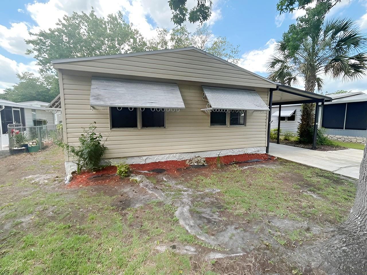 170 Palm Dr, Debary