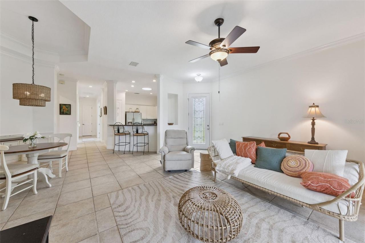 Photo 3 of 134 Lower Lake Ct, Debary, FL 32713
