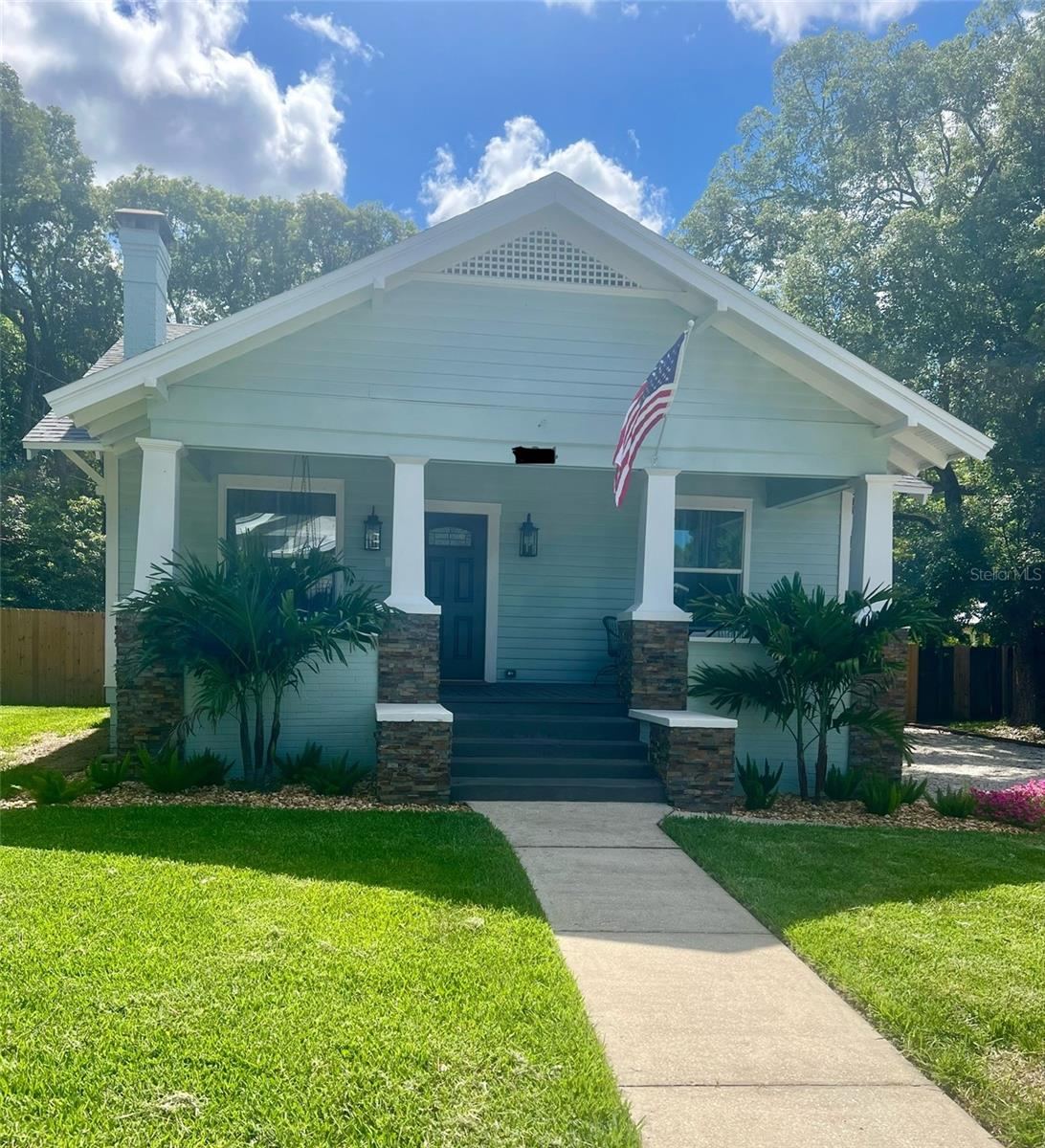134 N Stone St, Deland, FL 32720