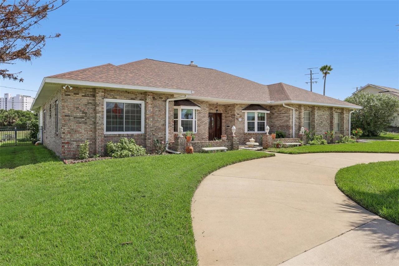 Photo 3 of 235 Ann Rustin Dr, Ormond Beach, FL 32176