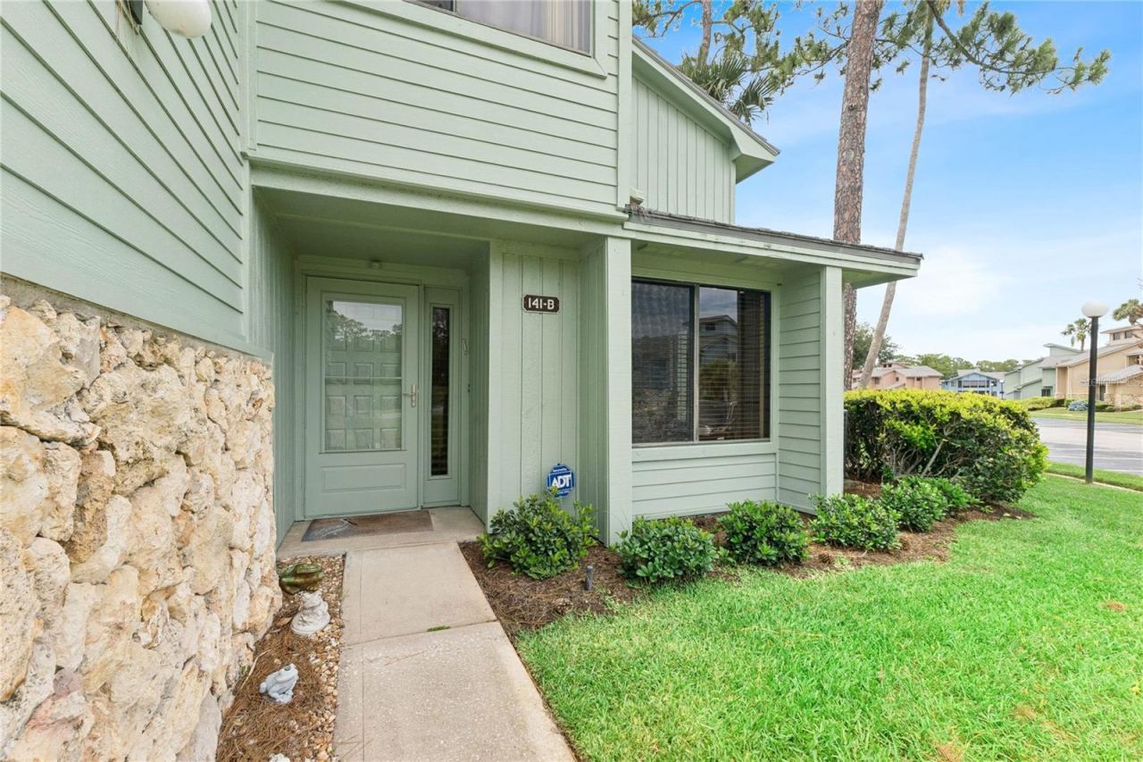 Photo 2 of 141 Golden Eye Dr #b, Daytona Beach, FL 32119