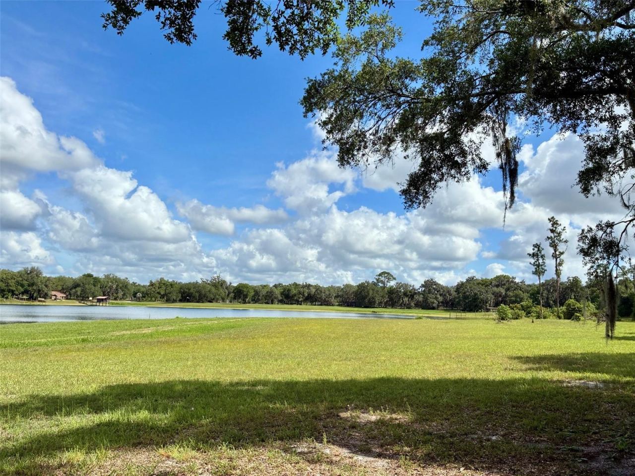 Photo 2 of 126 Lake Geneva Rd, Georgetown, FL 32139
