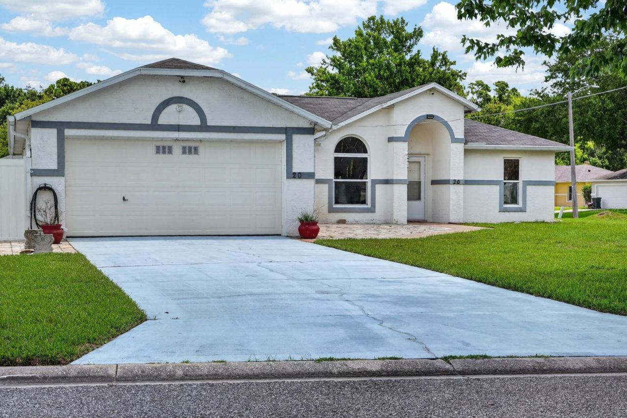 Photo 2 of 20 Lake Meadow Way, Ormond Beach, FL 32174