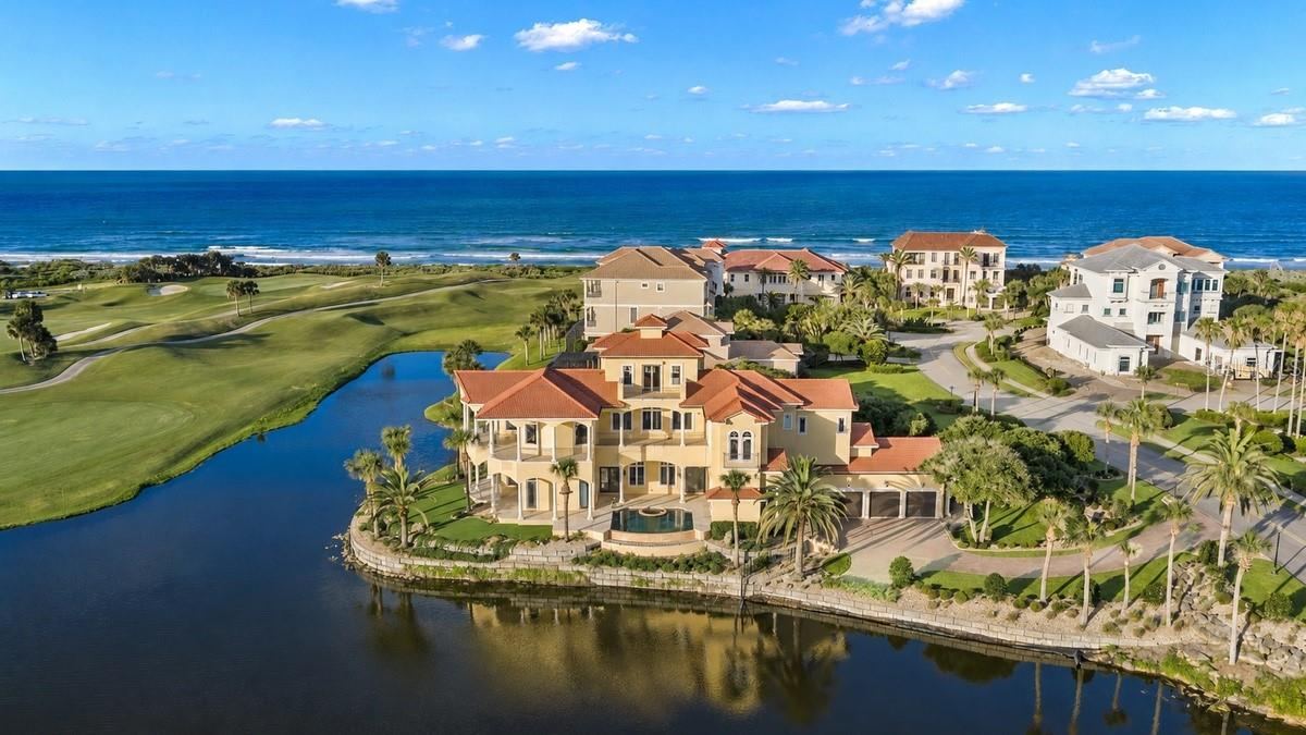 501 Granada Dr, Palm Coast