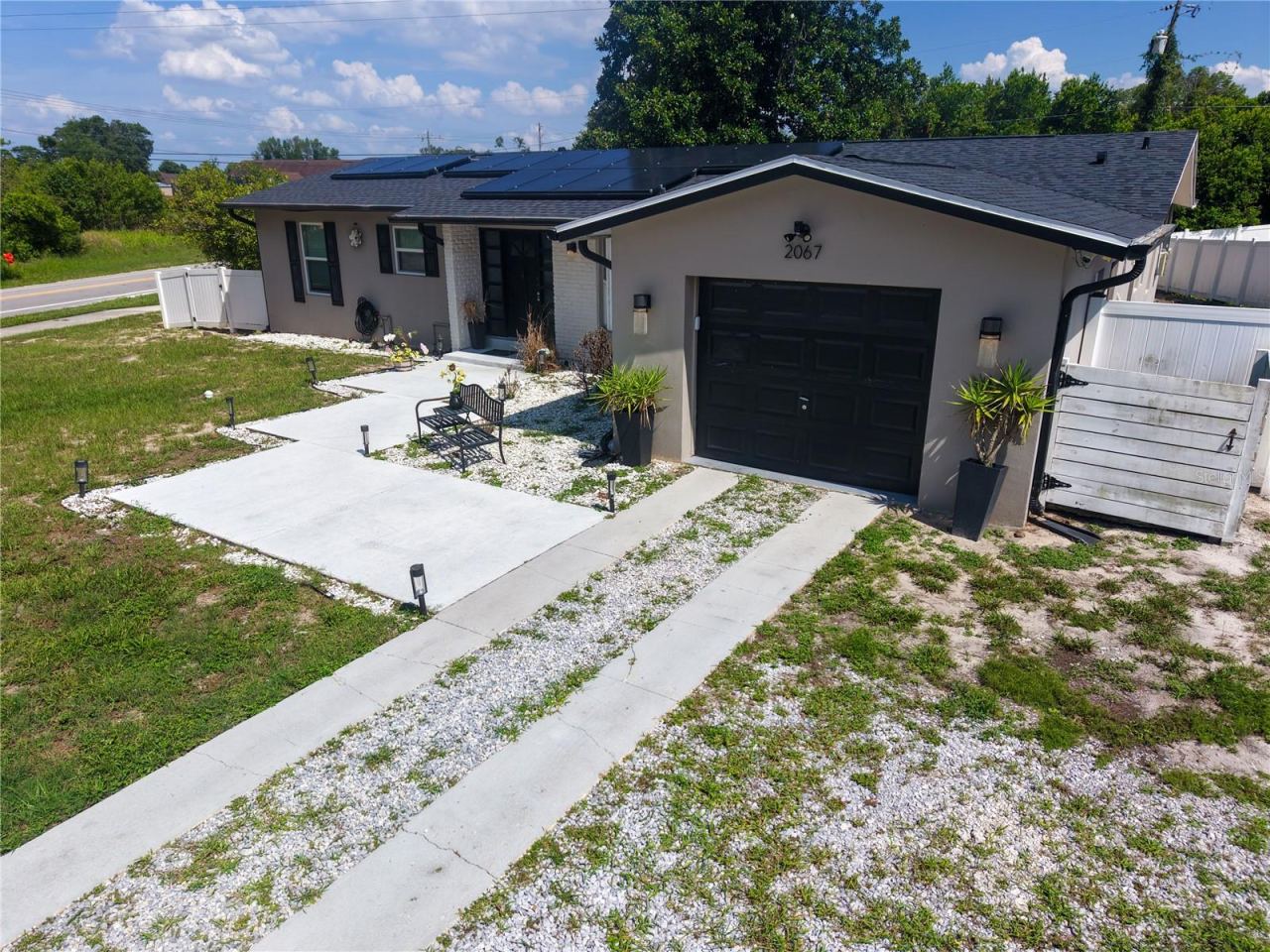 Photo 2 of 2067 E Barlington Dr, Deltona, FL 32725