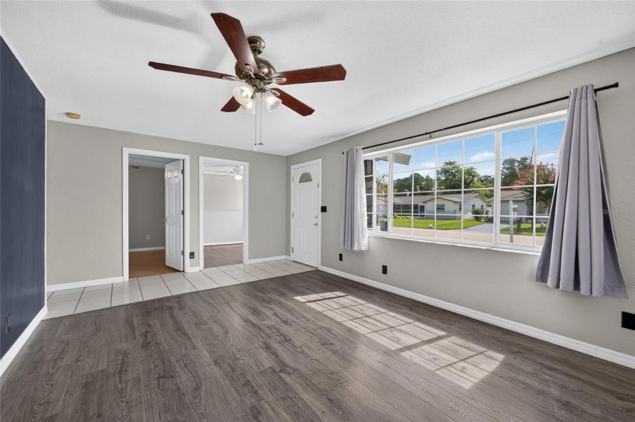 Photo 3 of 1107 4th St, Port Orange, FL 32129