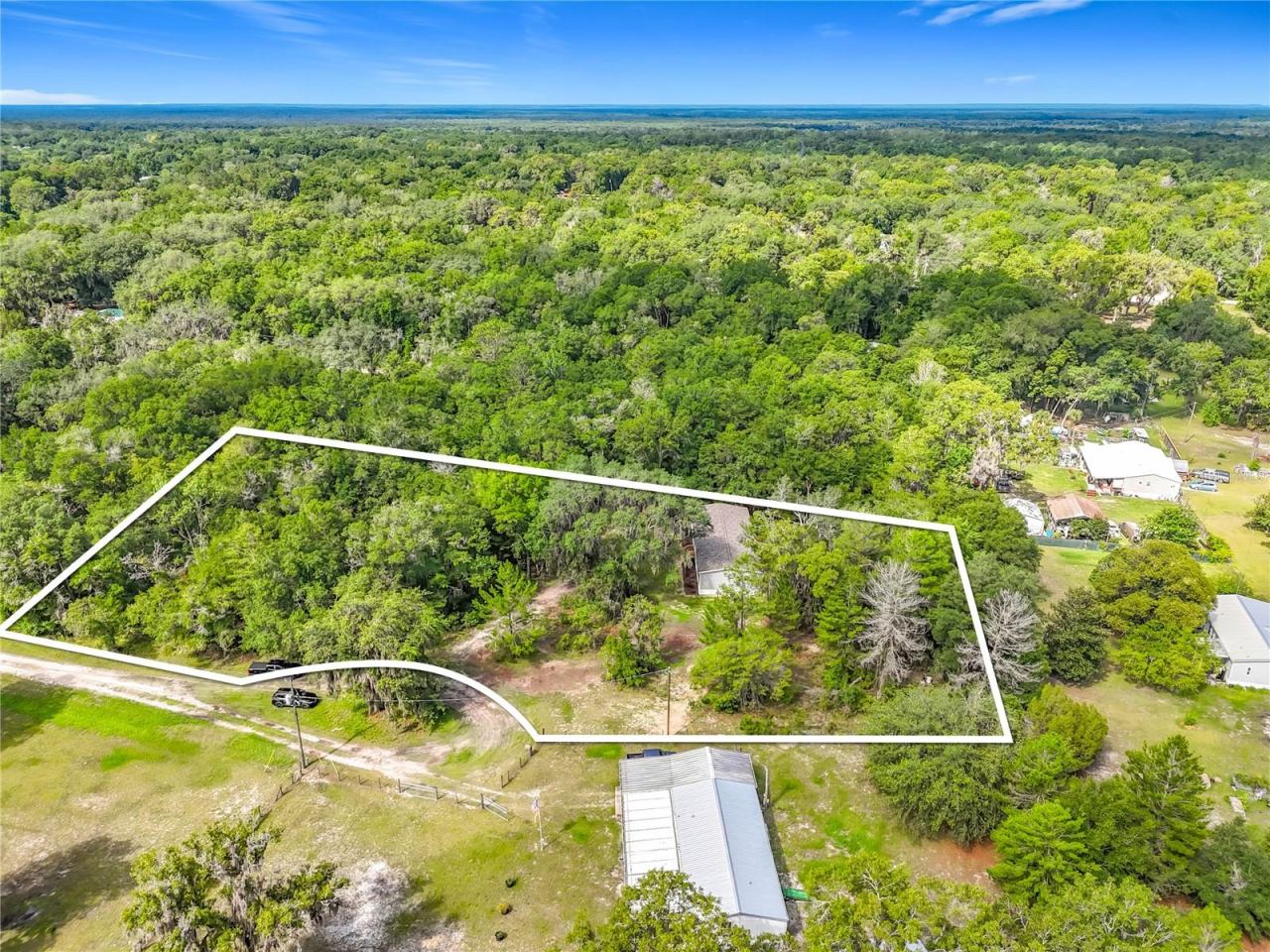 Photo 2 of 115 Betsy Ross Pl, Satsuma, FL 32189