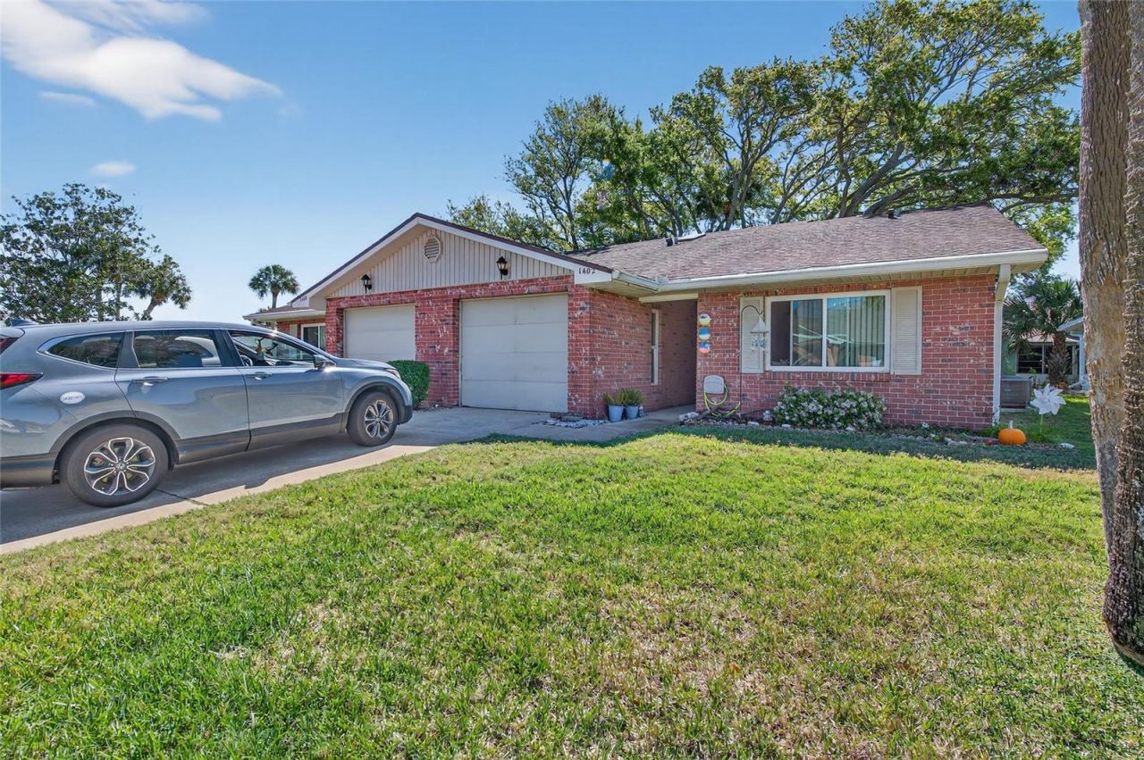 1402 Portobello Dr, Port Orange