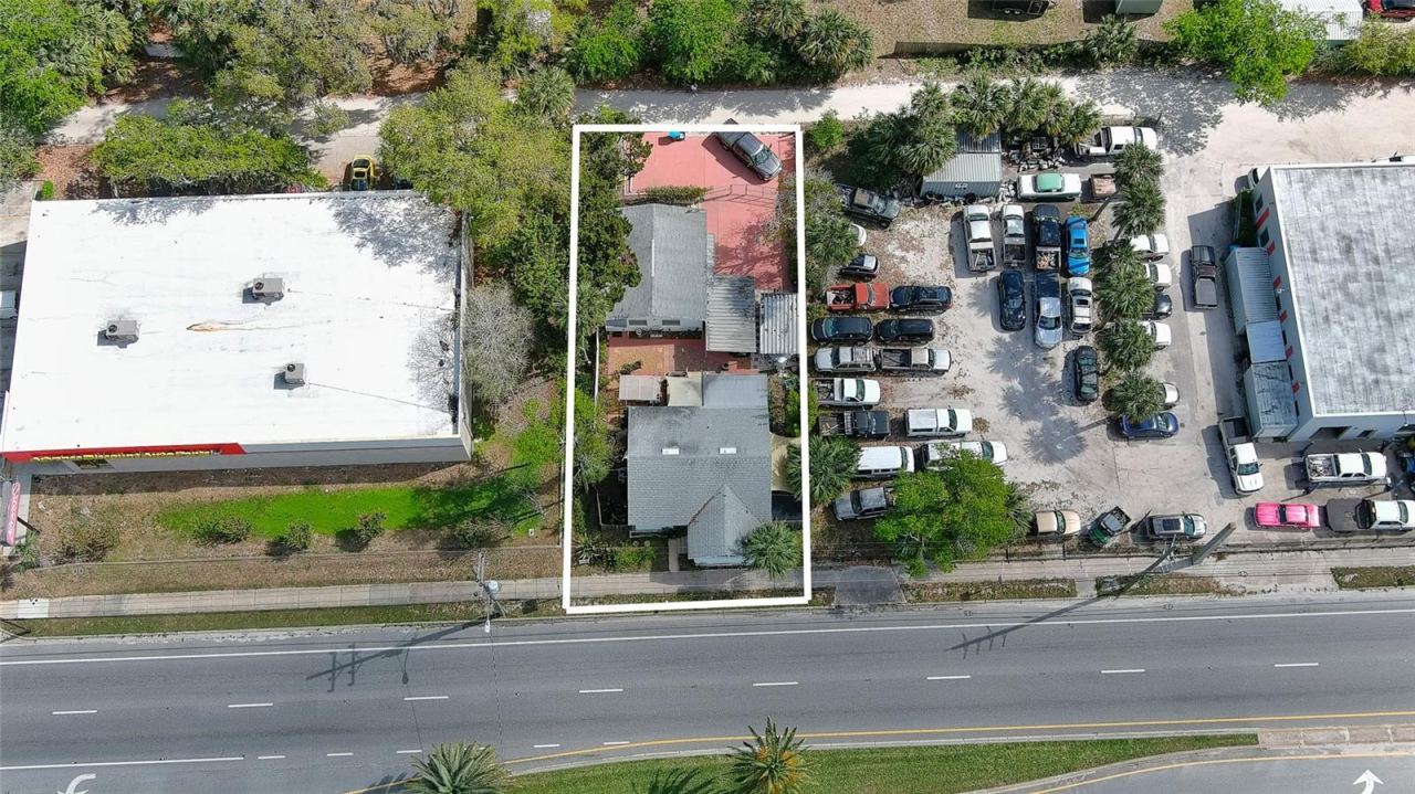 Photo 3 of 607 N Dixie Fwy, New Smyrna Beach, FL 32168