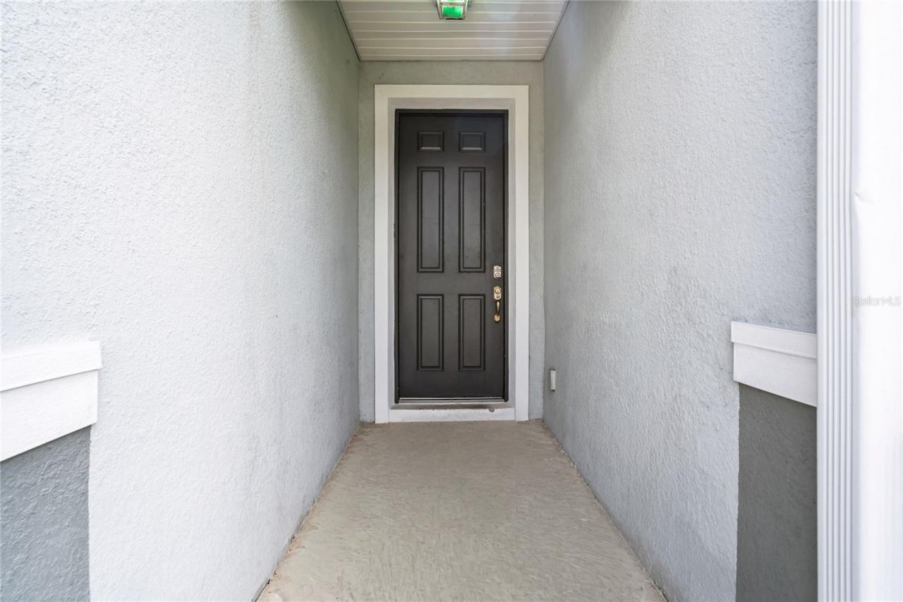 Photo 3 of 665 Carya Ct, Deland, FL 32724