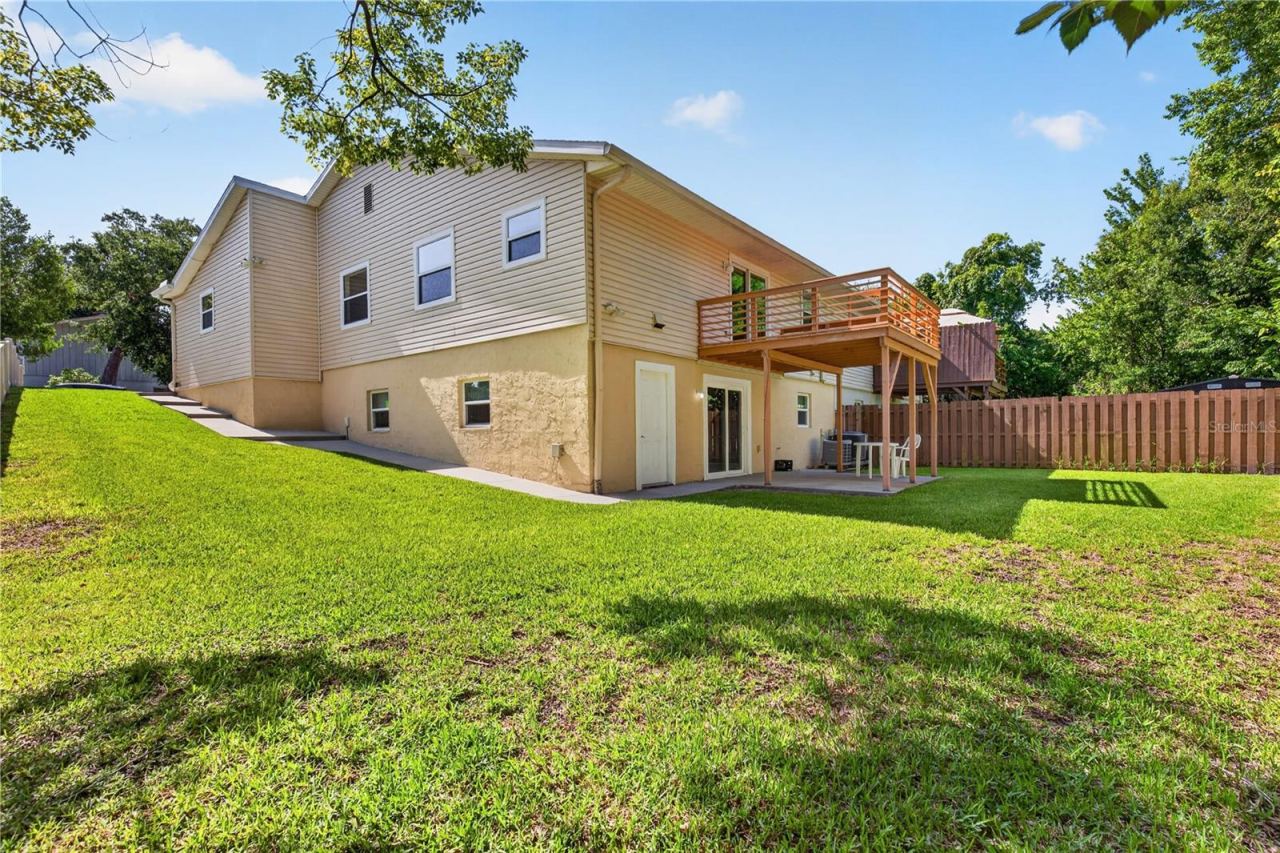 Photo 2 of 51 Sandpiper Cir, Ormond Beach, FL 32174