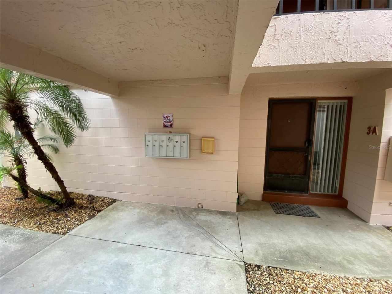 Photo 2 of 160 Live Oak Woods Ct #3a, Deltona, FL 32725