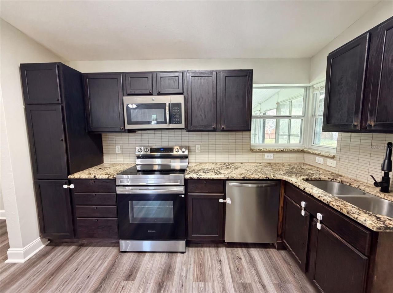 Photo 2 of 1502 Daroca Dr, Deltona, FL 32725