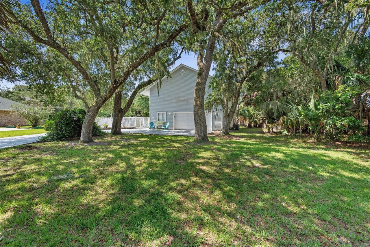 Photo 2 of 26 Beachside Dr, Palm Coast, FL 32137